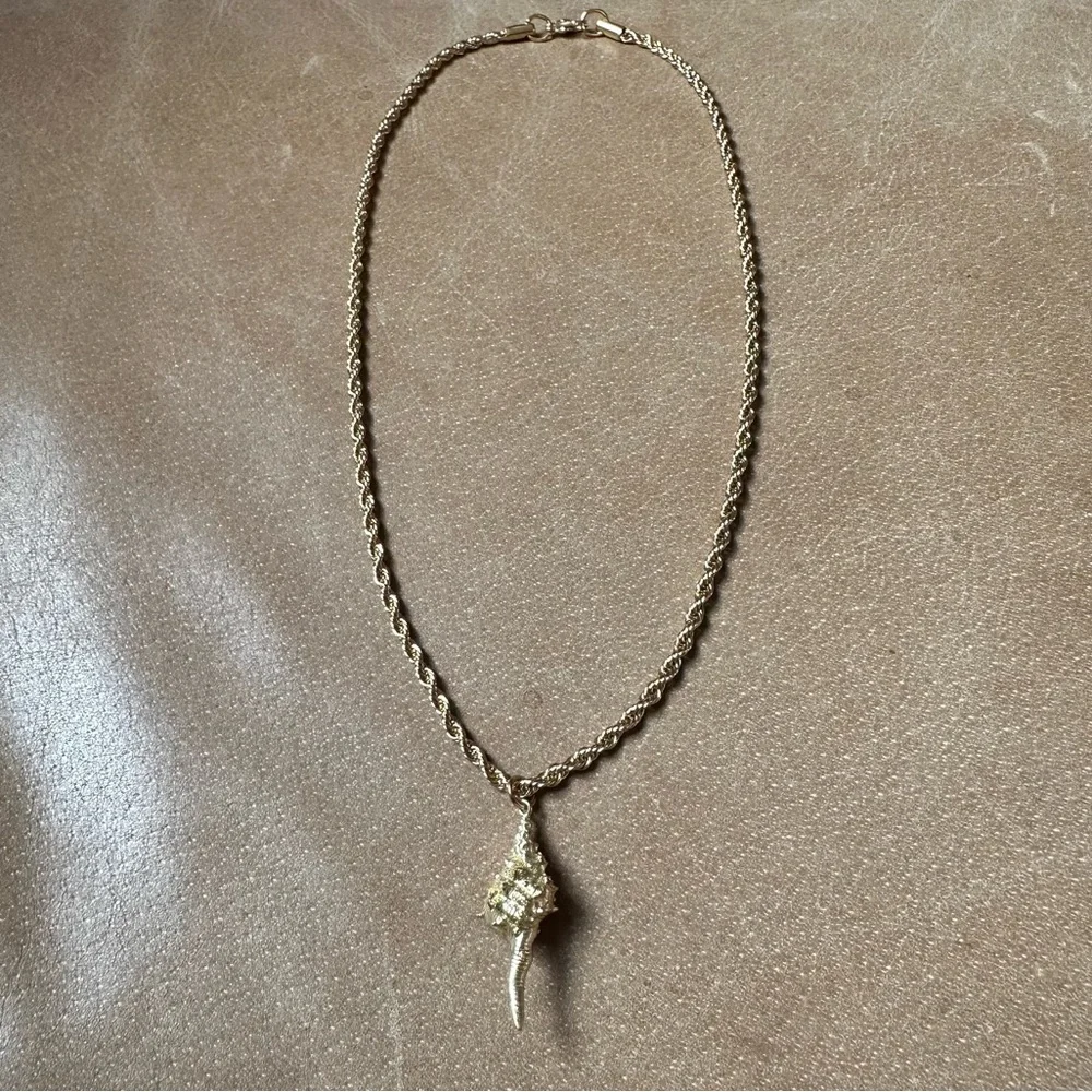 Gold plated stainless steel rope chain w shell charm vintage vibes shore coastal - Picture 5 of 14
